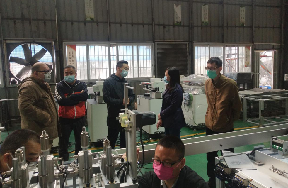 順德區經促局工業科領導蒞臨捷瞬沖壓機器人考察